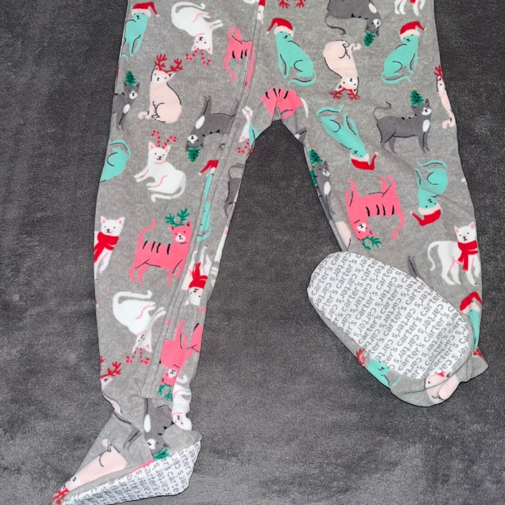 CARTER’S Sleeper Fleece Christmas Cats Size 4T - Picture 3 of 5